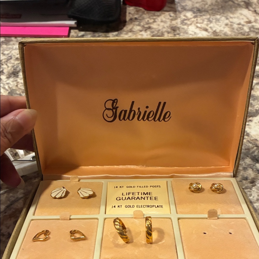 Gabrielle Elegant Gold and White Earrings